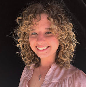 Meet your Posher, Avery